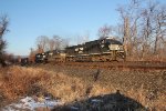 NS 4383 takes train 10K through Cove PA